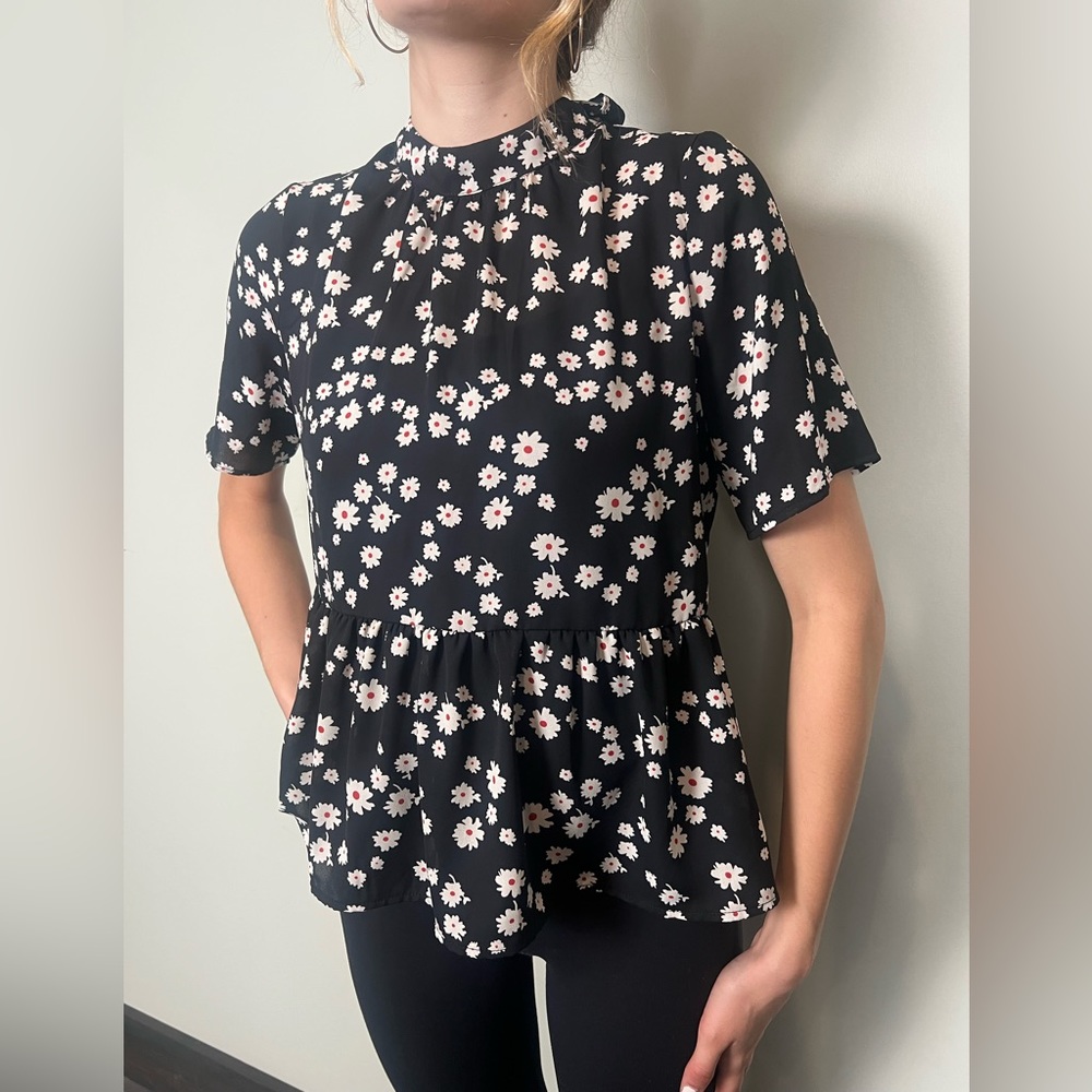 Sienna Sky Floral Print Blouse Size Small